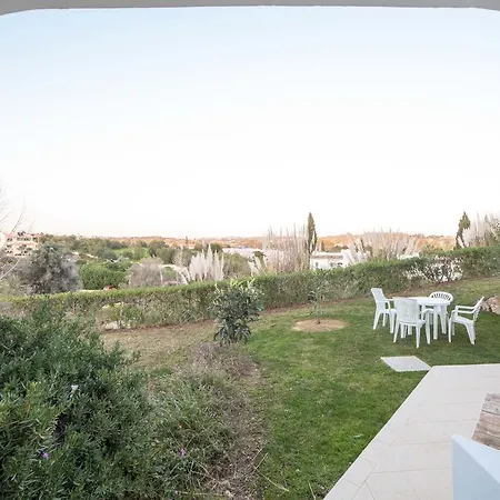 Feels Like Comfortable House * Albufeira
